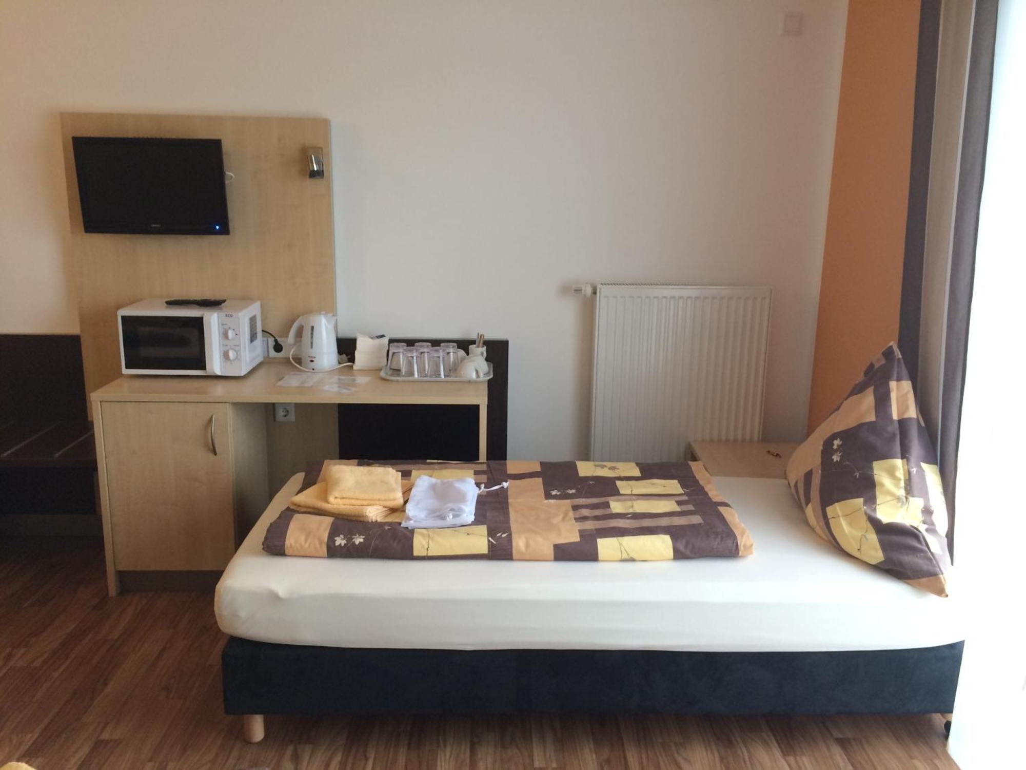 Auszeit Cafe & Hotel Oberwornitz Kamer foto