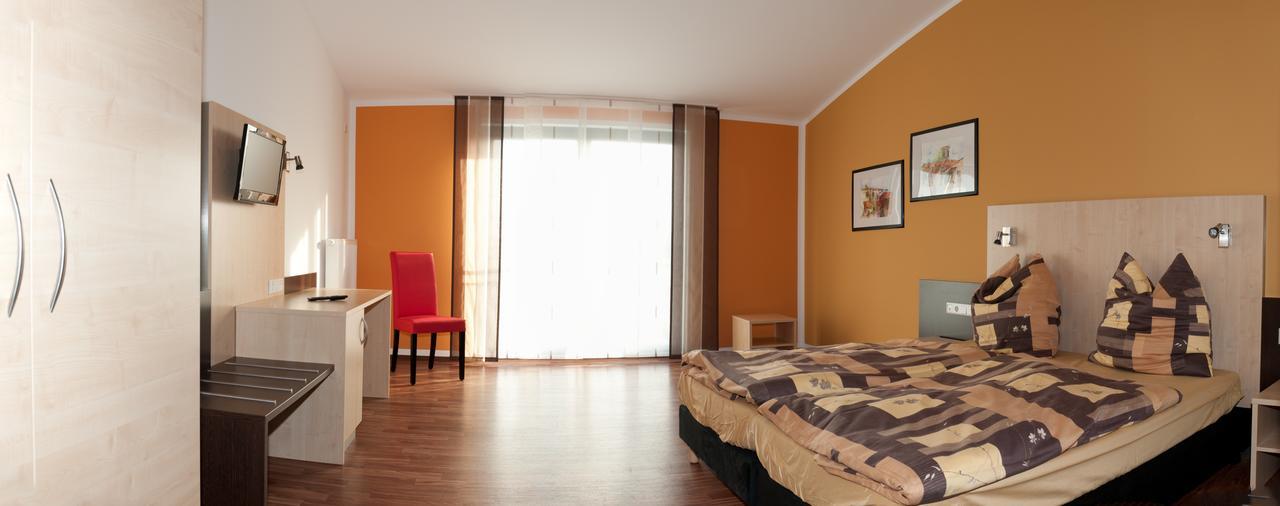 Auszeit Cafe & Hotel Oberwornitz Buitenkant foto