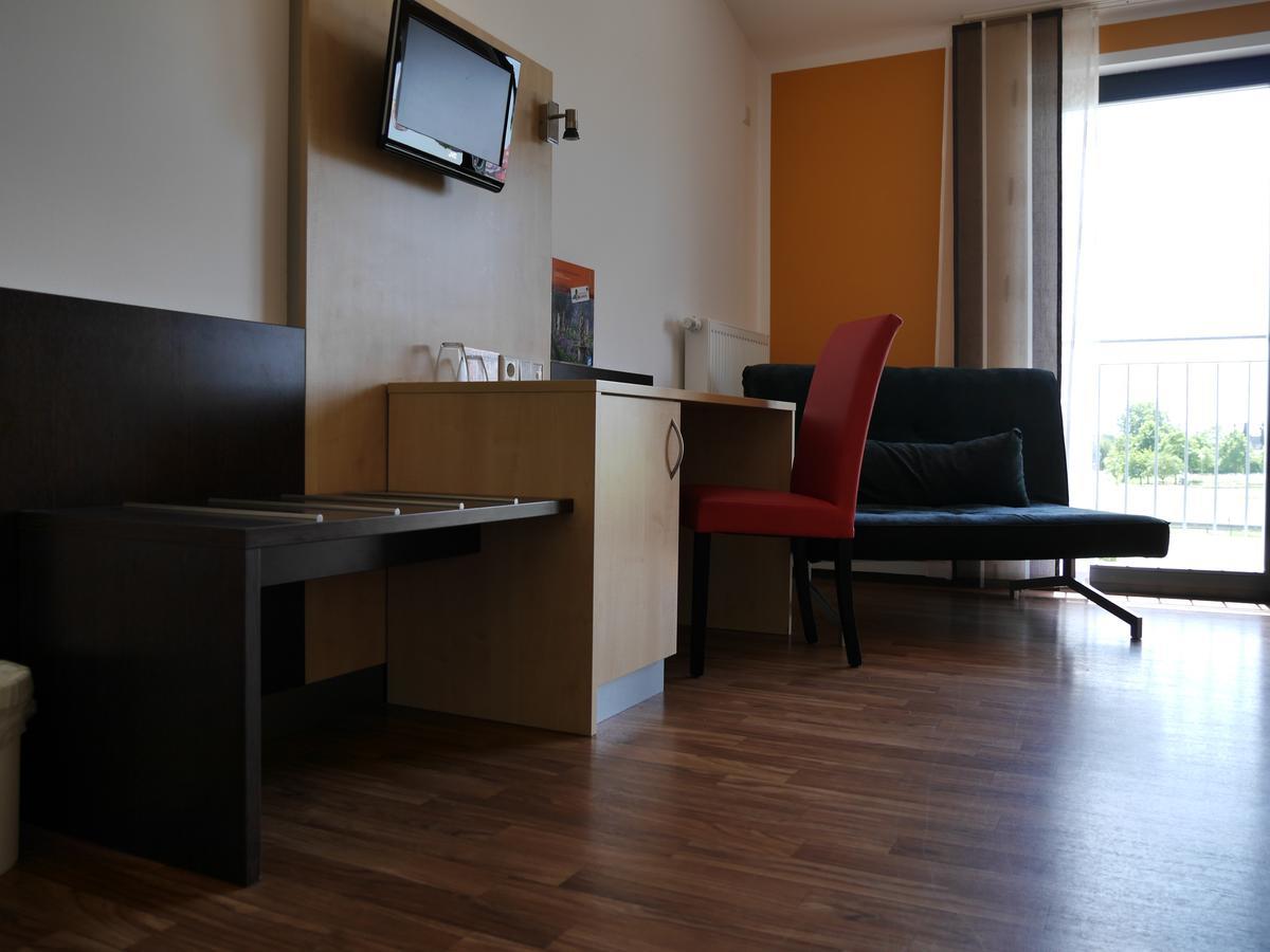 Auszeit Cafe & Hotel Oberwornitz Buitenkant foto